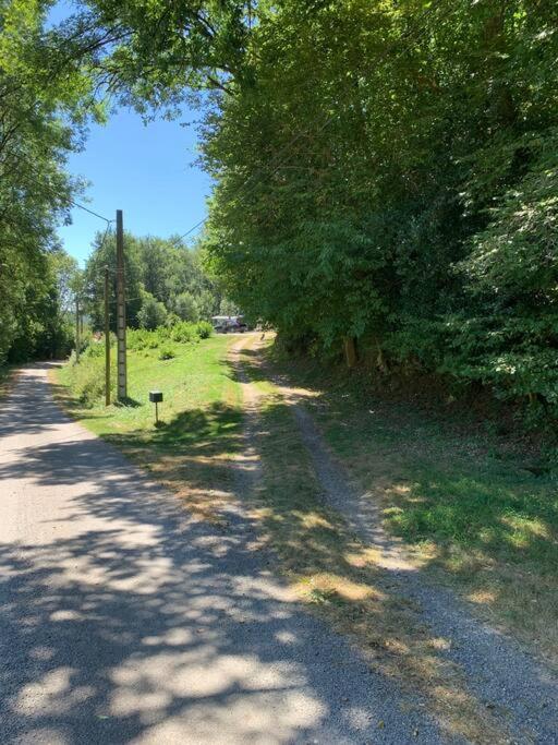 Gite Maison Du Trottoir, Sussac Buitenkant foto